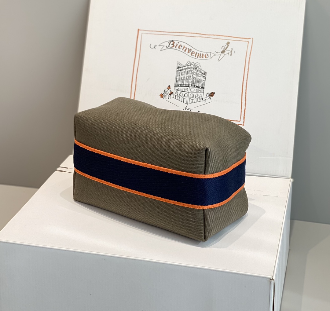 Hermes Cosmetic Bags